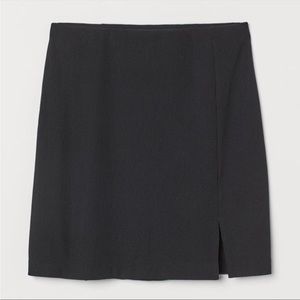 Black Ribbed Short Skirt